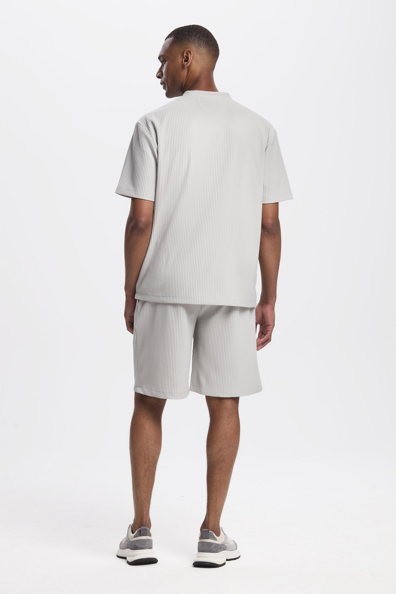 THE PLEATED SHORT SET