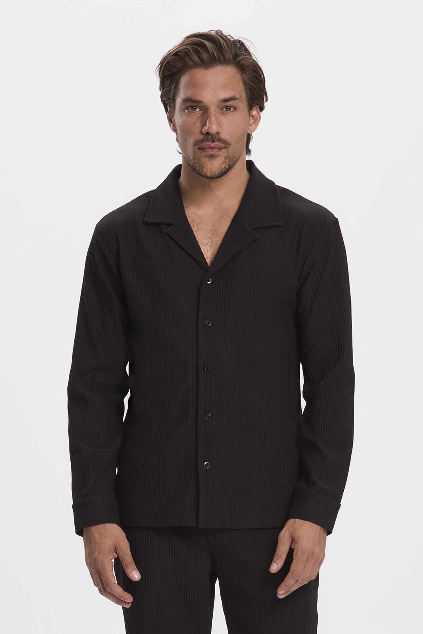 THE PLEATED LONG SET