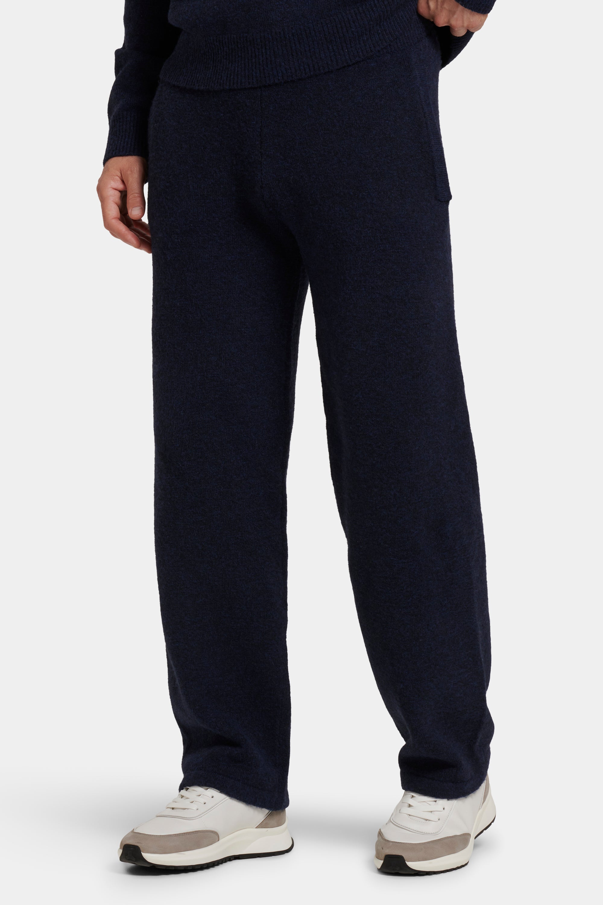 THE SAVONA JOGGER