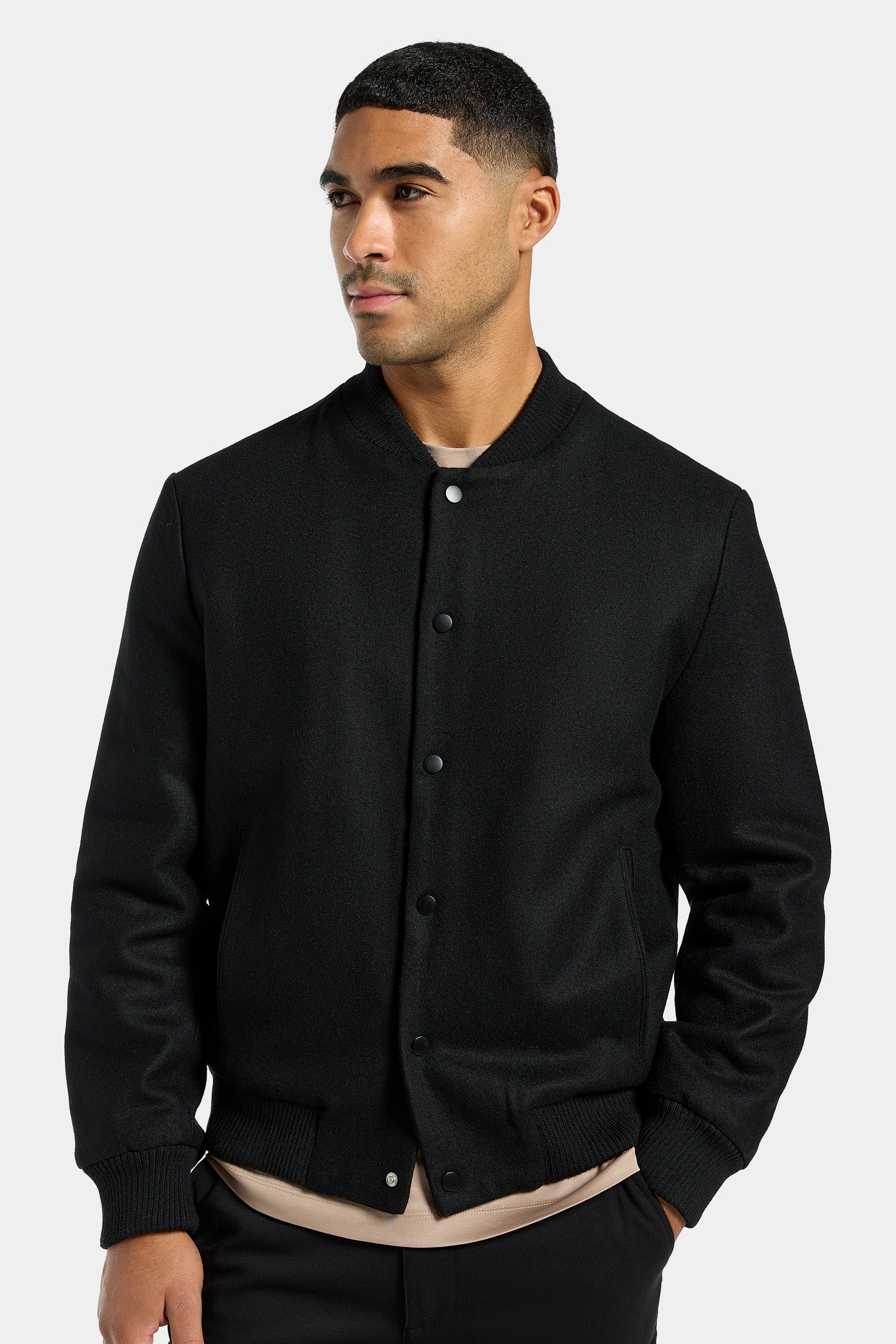 #color_Black