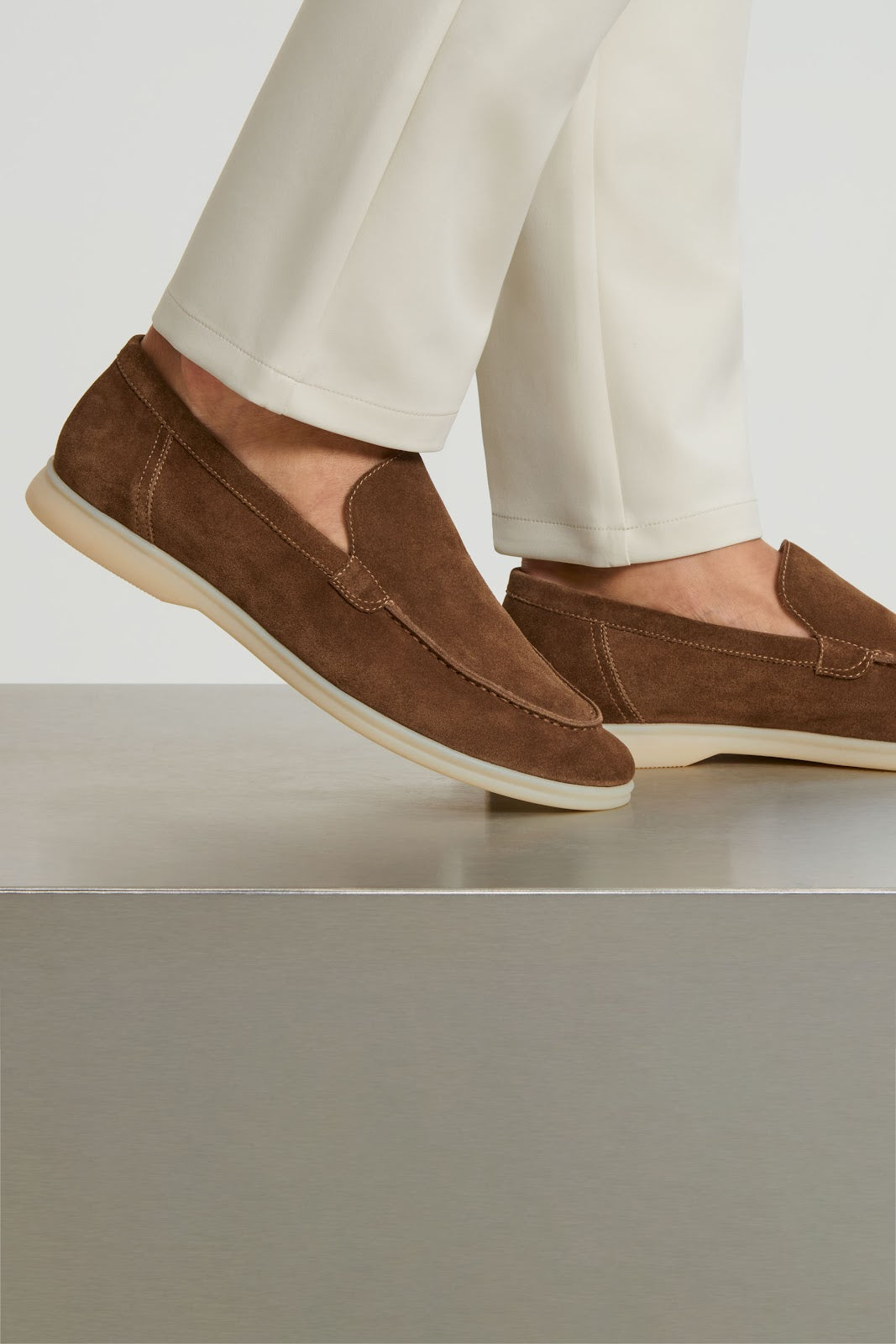 #color_Brown