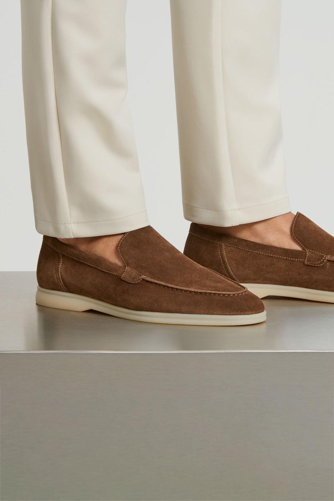 #color_Brown