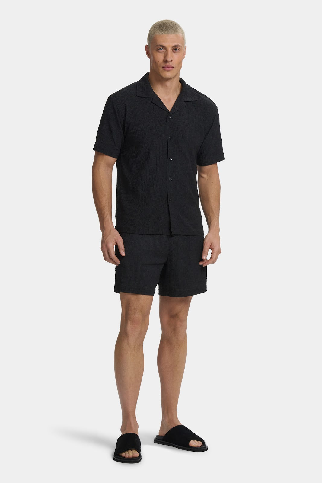 #color_Black