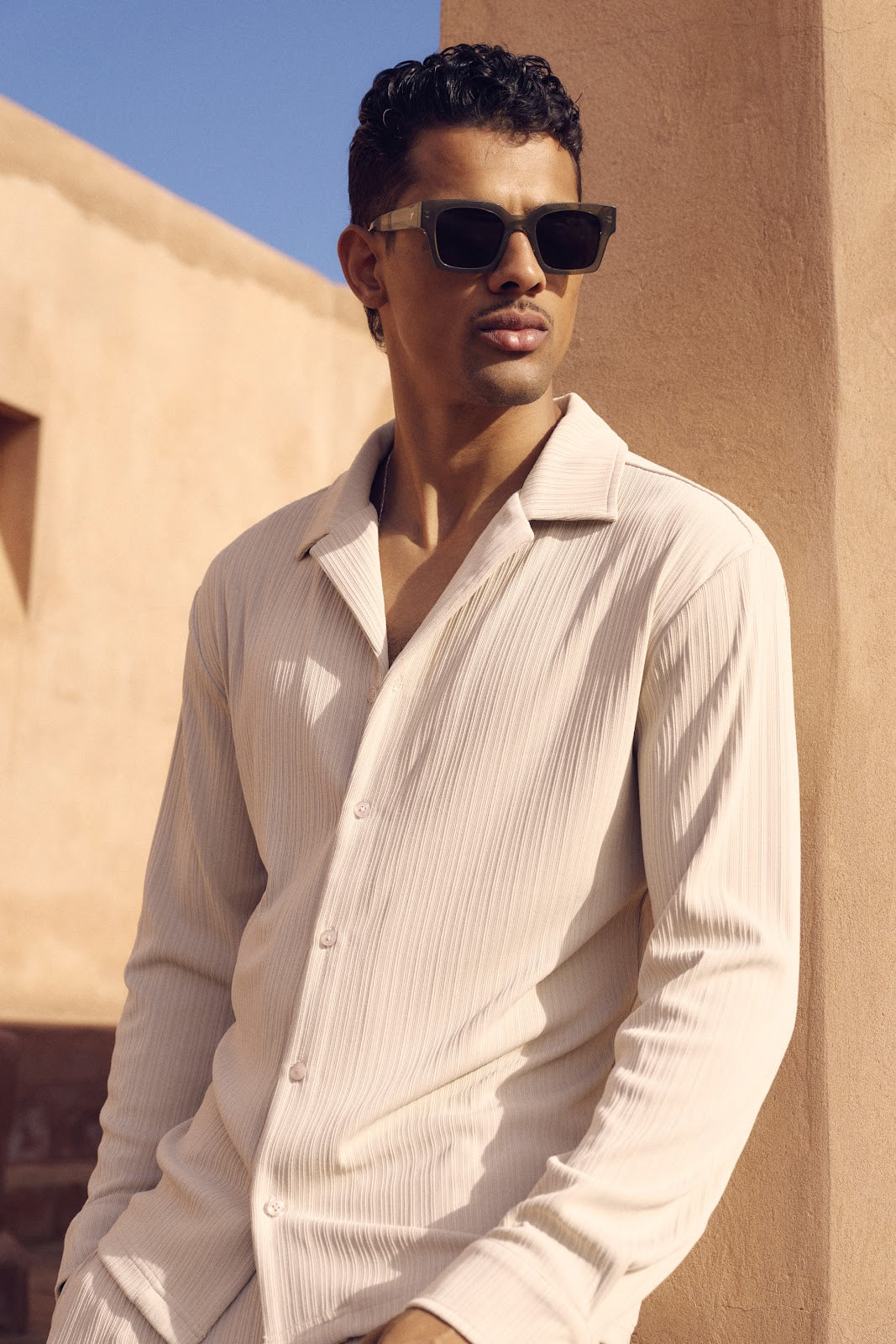 #color_Off White