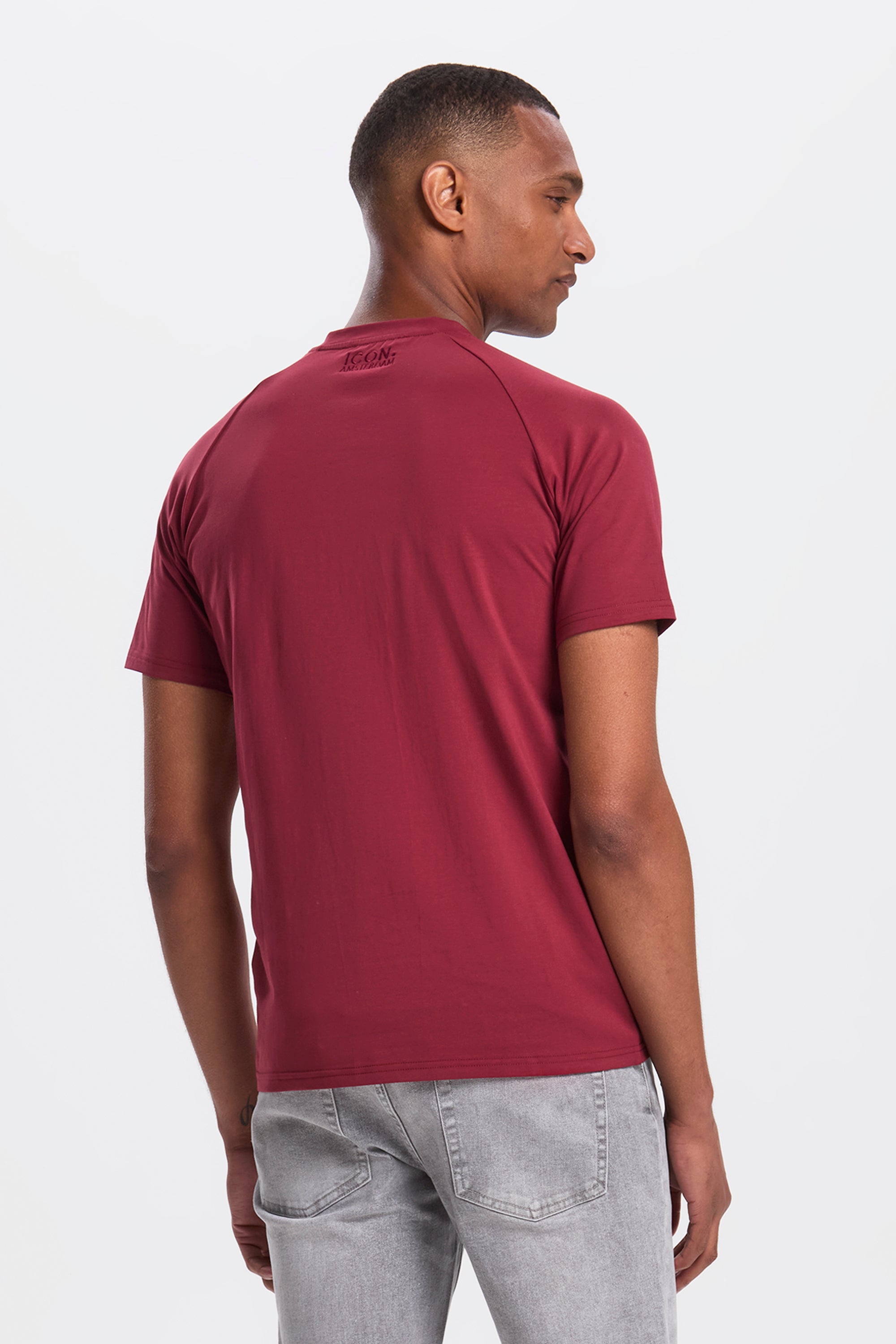 #color_Cordovan Red
