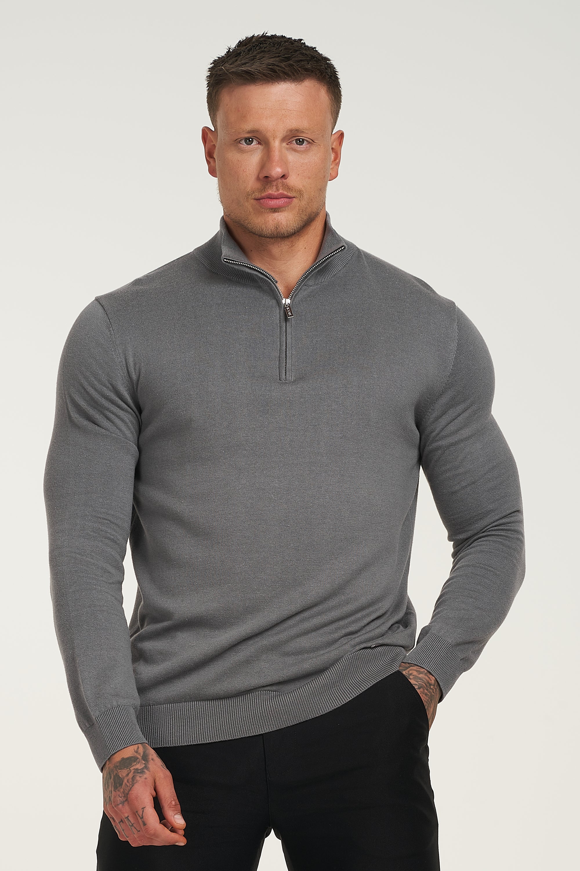 THE SANTONI HALF ZIP - DARK GREY