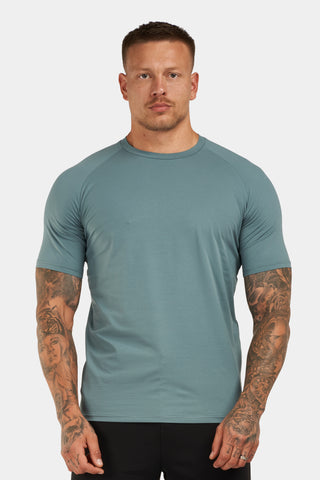 THE MUSCLE BASIC T-SHIRT
