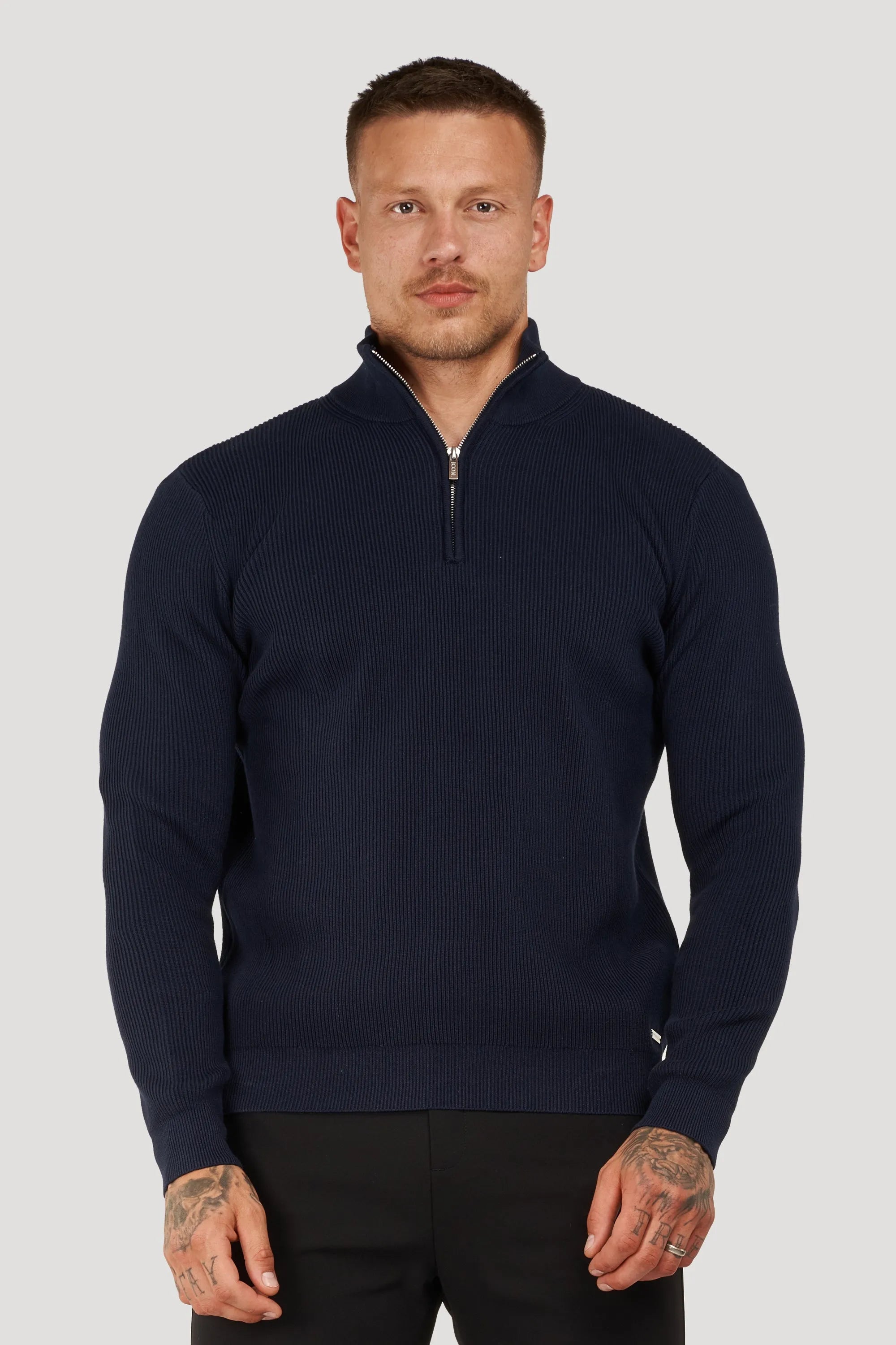 THE RENZO HALF ZIP SWEATER - ICON. AMSTERDAM