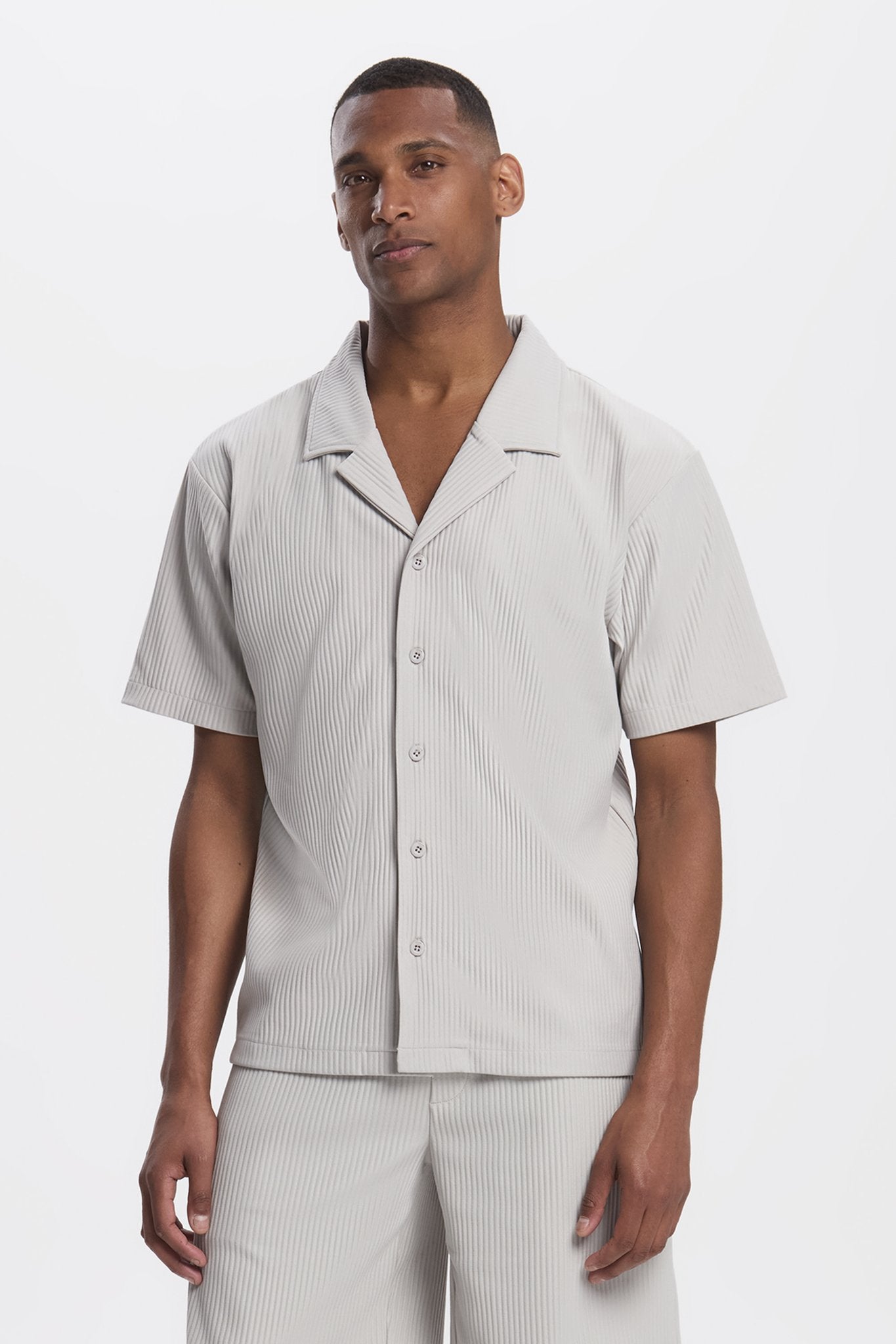 THE PLEATED SET - GREY